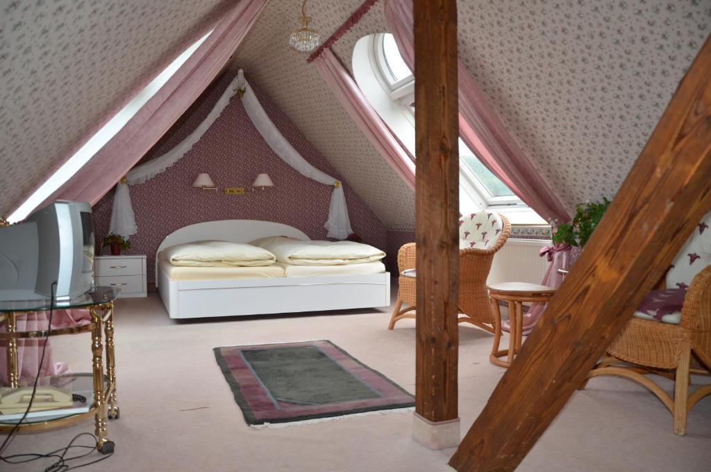Hotel Villa Koenigin Luise Bad Pyrmont Quarto foto